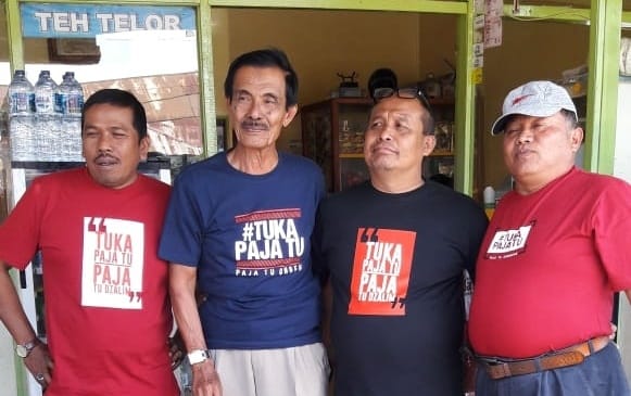 Potret politik baju kaos foto afs