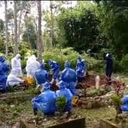 Suasana pemakaman Alm. Syafrizal Sutan Rajo Mudo foto doc. Istimewa