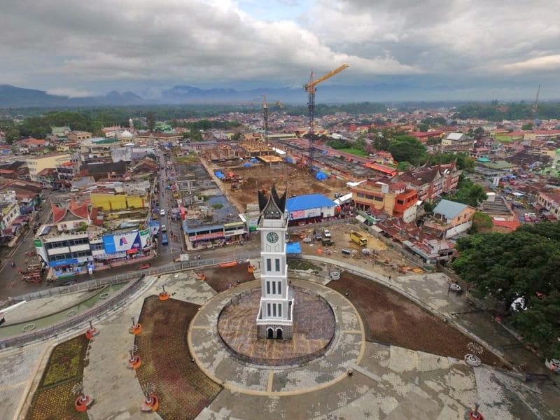 Jam Gadang & Tanah Pasar Atas, foto Drone by Fadhly Reza