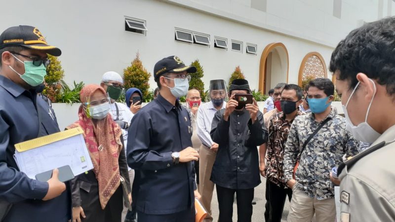 Sidang Lapangan PTUN Padang, foto Fadhly Reza