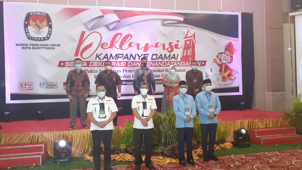 KPU Bukittinggi gelar deklarasi kampanye damai foto fadhly reza