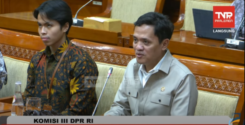 Habiburokhman Ketua Komisi III DPR RI dalam Keterangan Pers ke Awak Media foto courtesy TV Parlemen