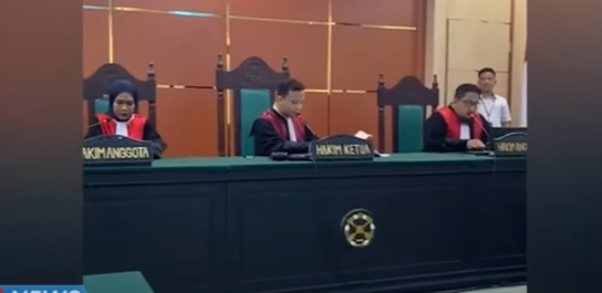 Sidang Guru Honorer Supriyani foto ist.