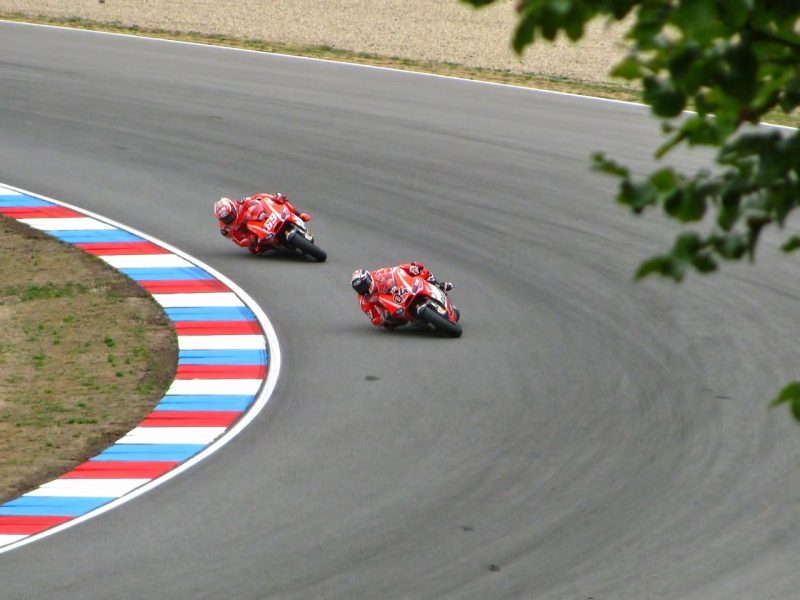 Ilsutrasi MotoGP Gambar oleh Jiří Rotrekl dari Pixabay