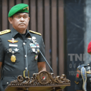 Jenderal TNI Maruli Simanjuntak memimpin serah terima jabatan di Markas Besar TNI AD foto courtesy TNI AD YouTube Channel