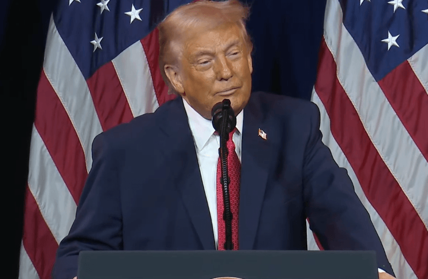 Presiden Amerika Serikat Donald Trump menyatakan keinginannya untuk menghidupkan kembali industri minyak Venezuela doc. White House